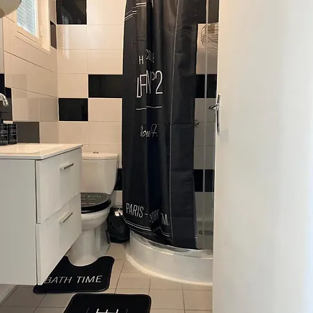 Studio Modern Apartment Cannes