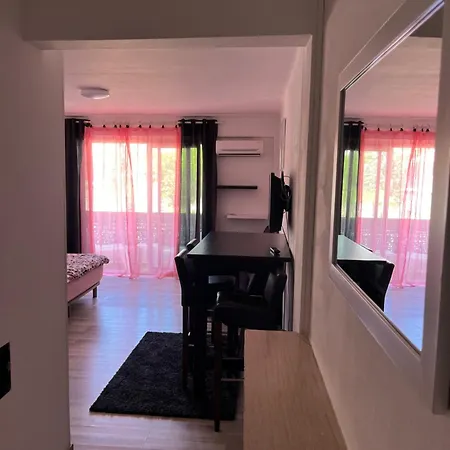 Apartment Studio Modern Cannes